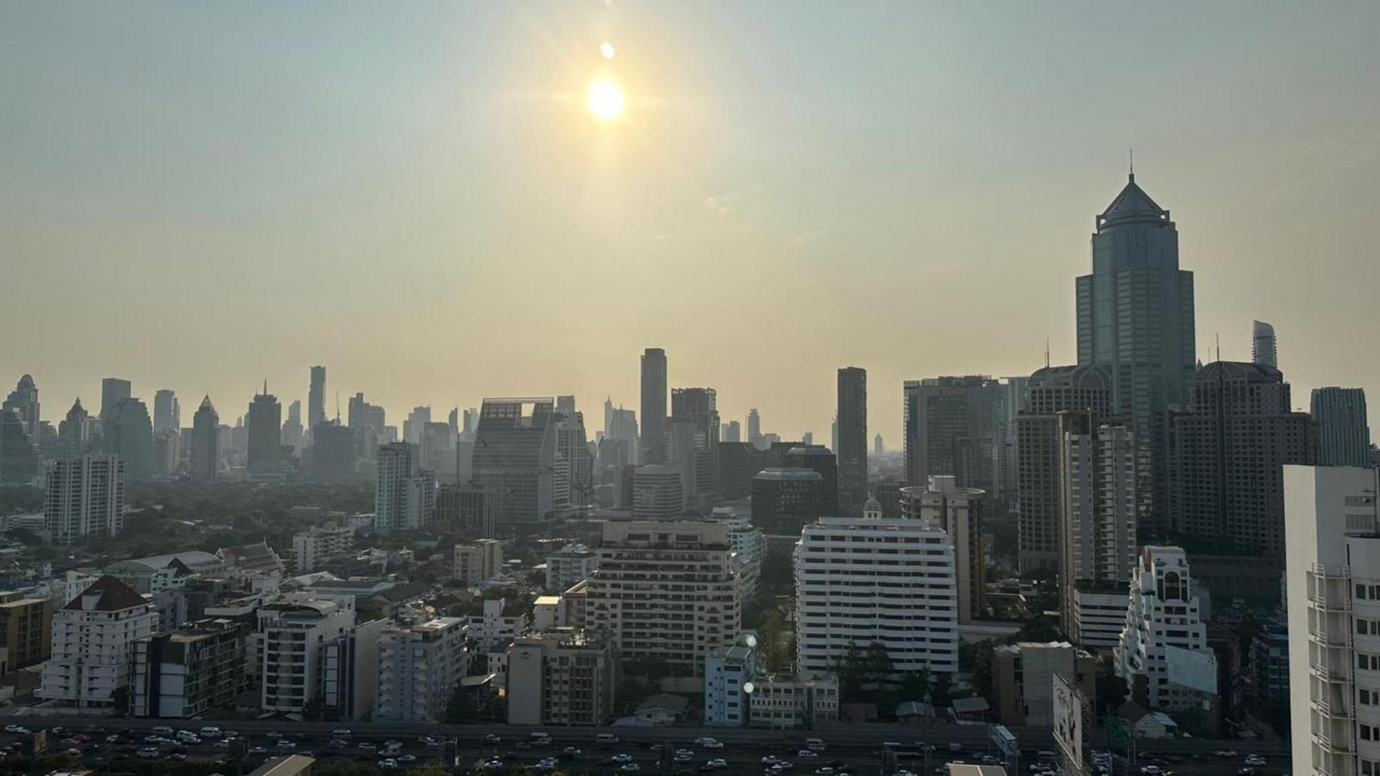 Omni Tower Nana Bangkok - Serviced Apartment On Sukhumvit Soi 4 Buitenkant foto