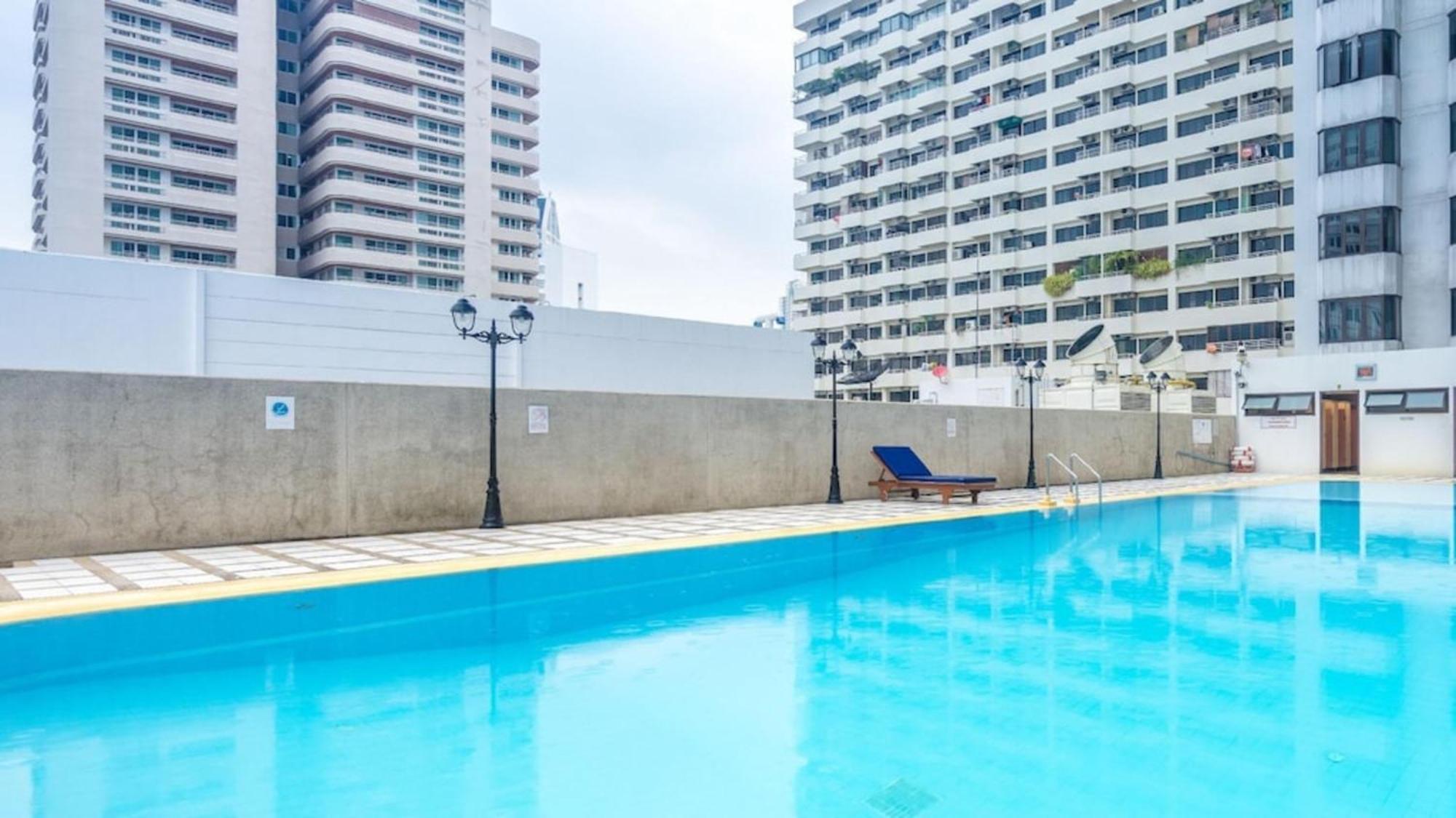 Omni Tower Nana Bangkok - Serviced Apartment On Sukhumvit Soi 4 Buitenkant foto