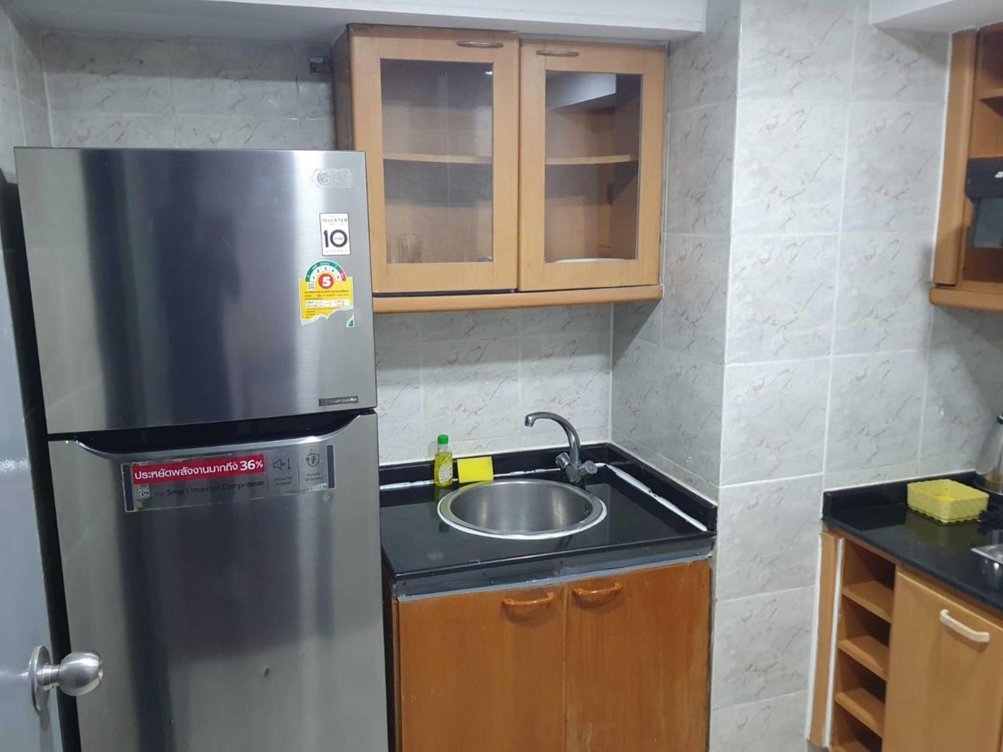Omni Tower Nana Bangkok - Serviced Apartment On Sukhumvit Soi 4 Buitenkant foto